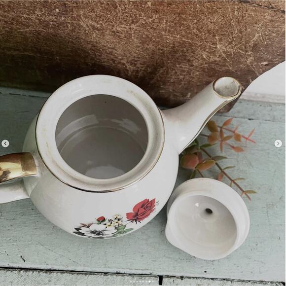 Vintage Hector Gibsons Staffordshire Teapot Tea Kettle Floral Red Rose England - Picture 7 of 8